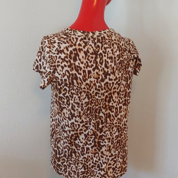 Banana Republic Leopard Print Women's Tee size Small - Picture 7 of 12